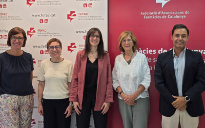 La FEFAC es reuneix amb representants del Grup Parlamentari Socialista per abordar els reptes de la farmàcia